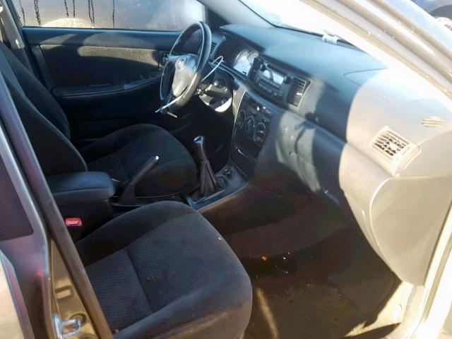 2T1BR32E05C453962 - 2005 TOYOTA COROLLA CE SILVER photo 5