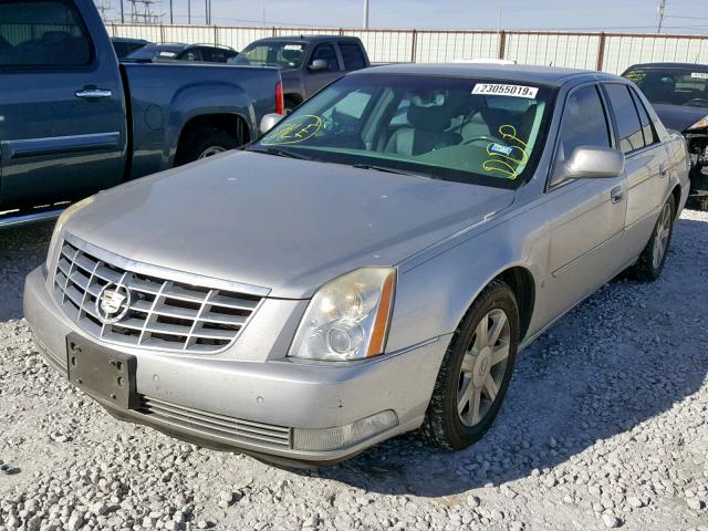 1G6KD57Y96U153048 - 2006 CADILLAC DTS GRAY photo 2