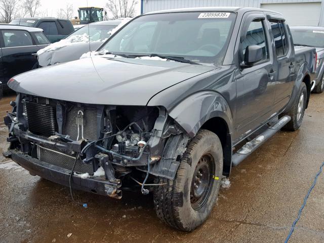 1N6AD07W38C415162 - 2008 NISSAN FRONTIER C GRAY photo 2