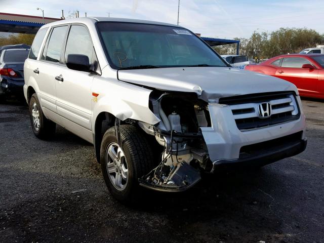 5FNYF18137B024423 - 2007 HONDA PILOT LX SILVER photo 1