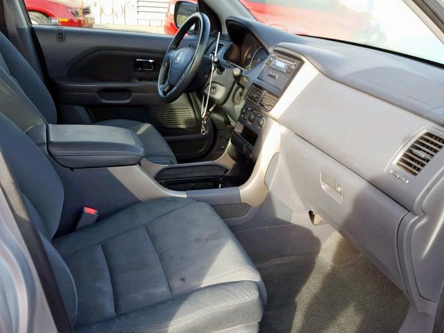 5FNYF18137B024423 - 2007 HONDA PILOT LX SILVER photo 5