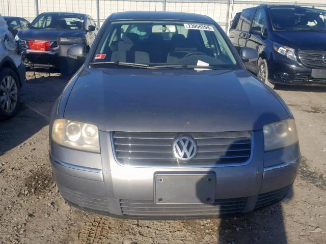 WVWME63B45P024190 - 2005 VOLKSWAGEN PASSAT GL CHARCOAL photo 9