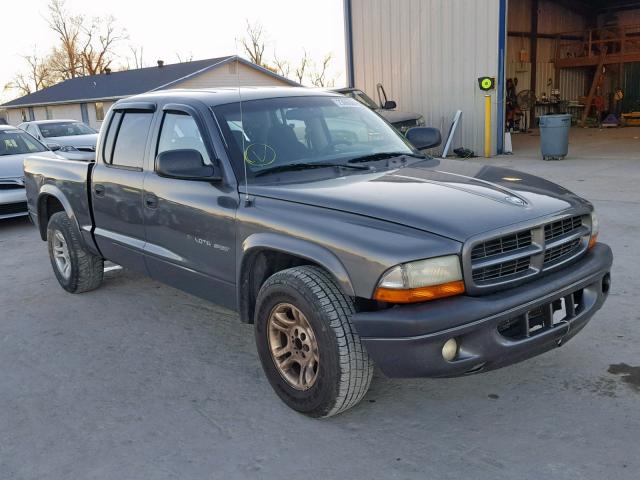 1B7HL38X62S561324 - 2002 DODGE DAKOTA QUA GRAY photo 1