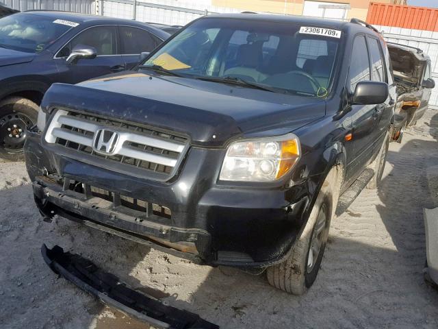 2HKYF18186H004622 - 2006 HONDA PILOT LX BLACK photo 2