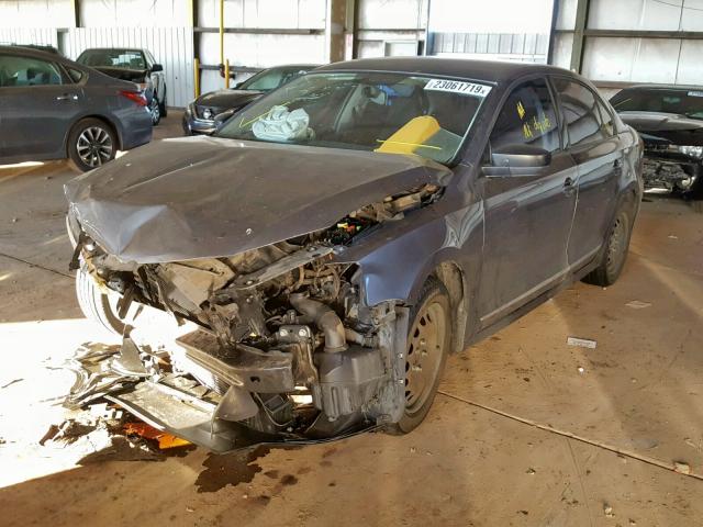 3VW2K7AJ4CM353021 - 2012 VOLKSWAGEN JETTA BASE GRAY photo 2