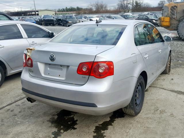 3VWSF71K46M782936 - 2006 VOLKSWAGEN JETTA 2.5 SILVER photo 4