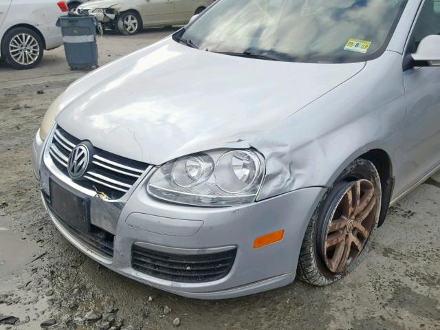 3VWSF71K46M782936 - 2006 VOLKSWAGEN JETTA 2.5 SILVER photo 9