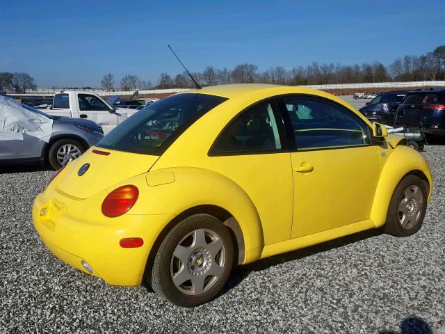 3VWCA21C8YM440178 - 2000 VOLKSWAGEN NEW BEETLE Gelb Foto 4