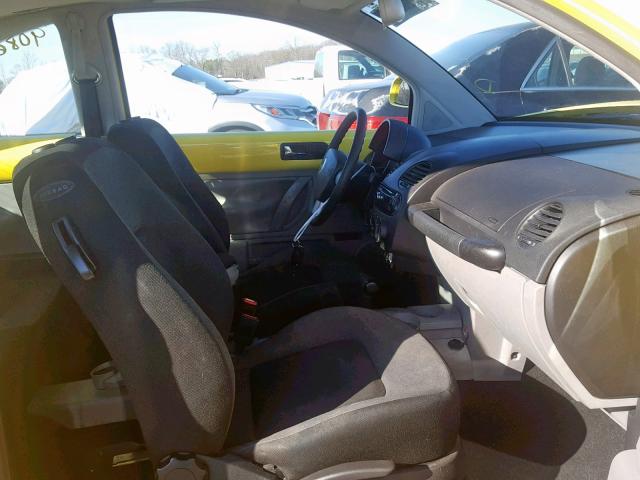 3VWCA21C8YM440178 - 2000 VOLKSWAGEN NEW BEETLE Gelb Foto 5