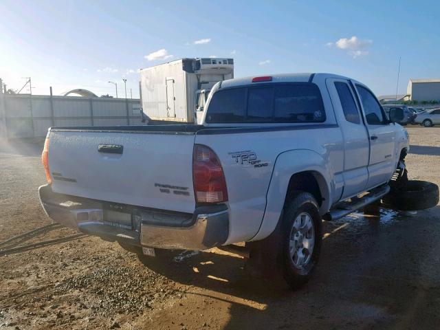 5TETU62N36Z206936 - 2006 TOYOTA TACOMA PRE WHITE photo 4