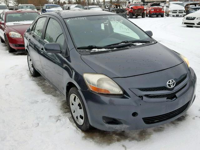 JTDBT923471085487 - 2007 TOYOTA YARIS GRAY photo 1