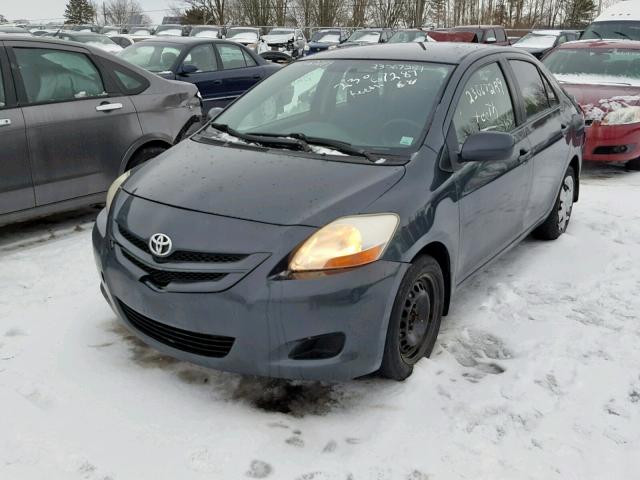 JTDBT923471085487 - 2007 TOYOTA YARIS GRAY photo 2