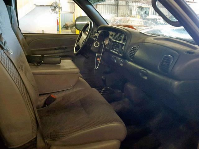 1B7KF2363WJ243601 - 1998 DODGE RAM 2500 WHITE photo 5