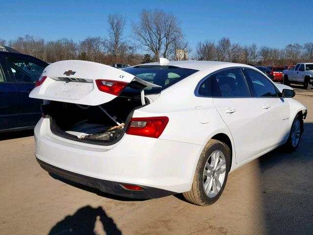 1G1ZD5ST0JF276007 - 2018 CHEVROLET MALIBU LT WHITE photo 4