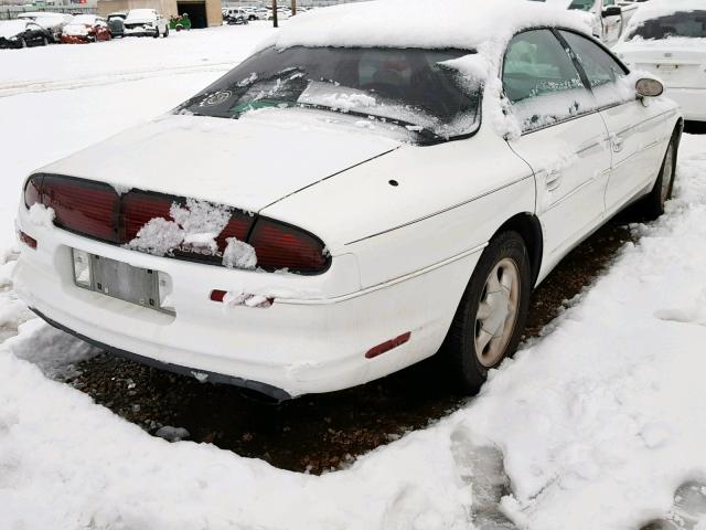 1G3GR62C3W4118074 - 1998 OLDSMOBILE AURORA WHITE photo 4