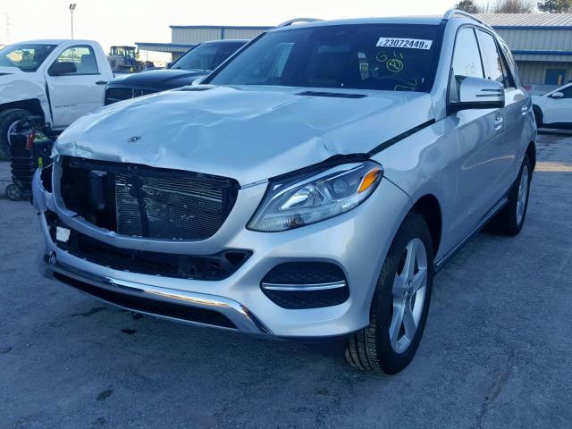 4JGDA5HB4HA963583 - 2017 MERCEDES-BENZ GLE 350 4M SILVER photo 2