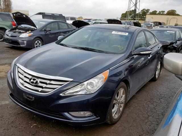 5NPEC4ACXBH010814 - 2011 HYUNDAI SONATA SE ლურჯი ფოტო 2