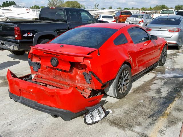 1ZVBP8CF8B5109585 - 2011 FORD MUSTANG GT RED photo 4
