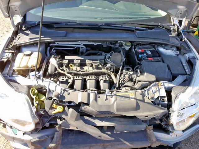 1FAHP3H22CL237460 - 2012 FORD FOCUS SEL SILVER photo 7