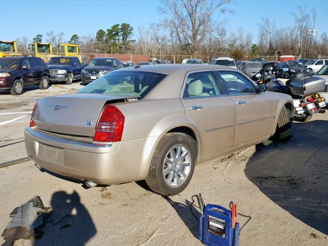 2C3LA63HX7H608228 - 2007 CHRYSLER 300C GOLD photo 4