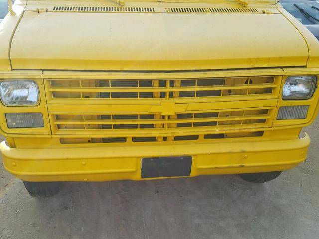 2GCGG31J3G4133786 - 1986 CHEVROLET G30 YELLOW photo 7