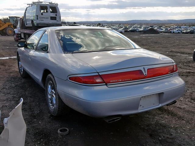 1LNFM92V0WY664803 - 1998 LINCOLN MARK VIII SILVER photo 3