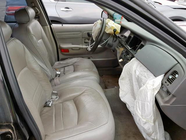 2FAFP74W2YX209661 - 2000 FORD CROWN VICT 黑色 照片 5