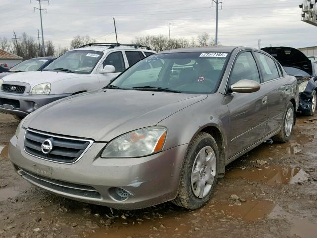 1N4AL11D92C134032 - 2002 NISSAN ALTIMA BAS TAN photo 2