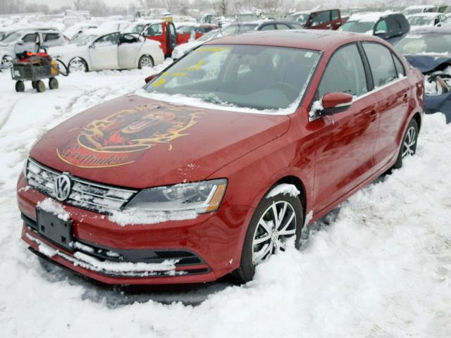 3VWDB7AJXJM258341 - 2018 VOLKSWAGEN JETTA SE MAROON photo 2