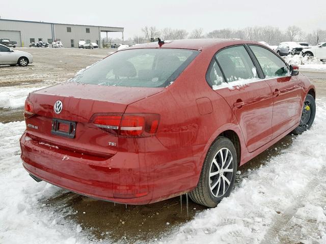 3VWDB7AJXJM258341 - 2018 VOLKSWAGEN JETTA SE MAROON photo 4