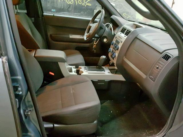 1FMCU0DG5CKC64344 - 2012 FORD ESCAPE XLT BLUE photo 5