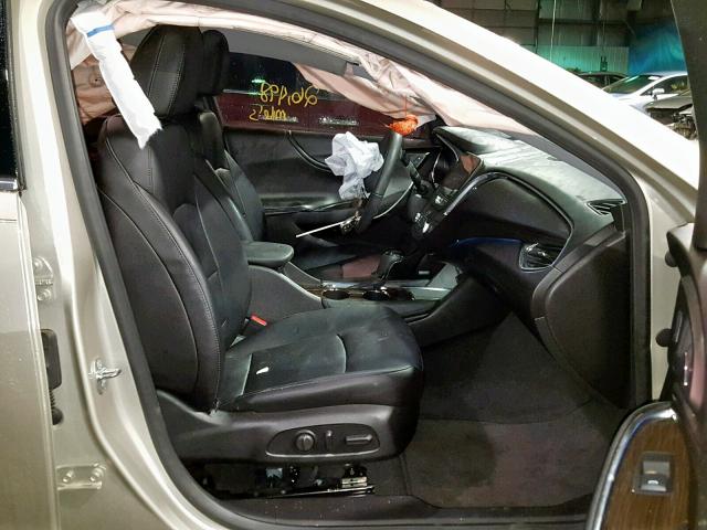 1G1ZH5SX3GF196443 - 2016 CHEVROLET MALIBU PRE 金色 照片 5