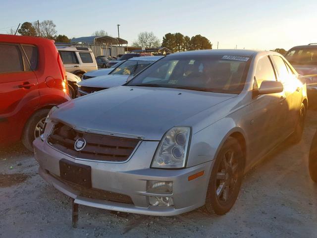 1G6DW677770184470 - 2007 CADILLAC STS SILVER photo 2