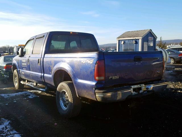 1FTSW31S93EB37034 - 2003 FORD F350 SRW S BLUE photo 3