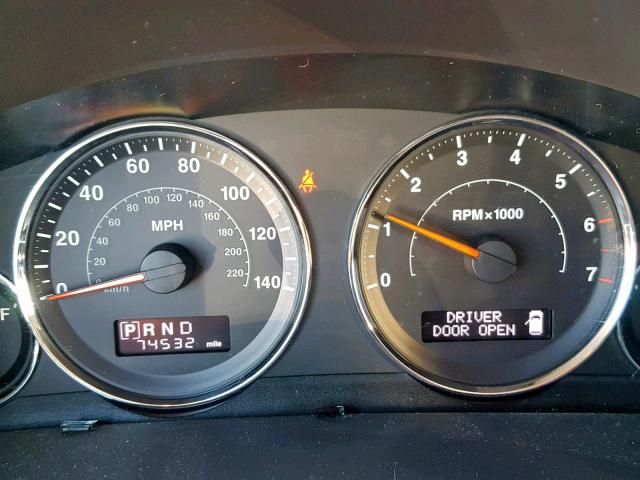 1J4RG4GKXAC130315 - 2010 JEEP COMMANDER RED photo 8