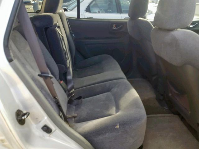 KM8SC13D43U377315 - 2003 HYUNDAI SANTA FE G 银色 照片 6