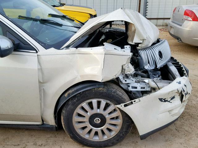 1MEHM40W69G617070 - 2009 MERCURY SABLE WHITE photo 9