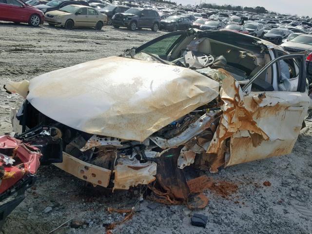 JTHBA1D25G5037709 - 2016 LEXUS IS 200T Weiß Foto 2