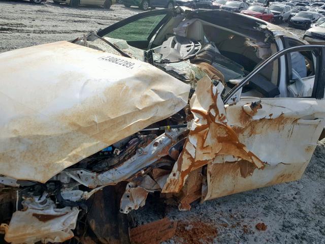 JTHBA1D25G5037709 - 2016 LEXUS IS 200T Weiß Foto 9