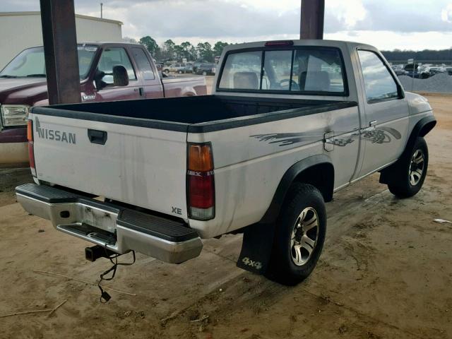 1N6SD11Y3VC395317 - 1997 NISSAN TRUCK XE WHITE photo 4