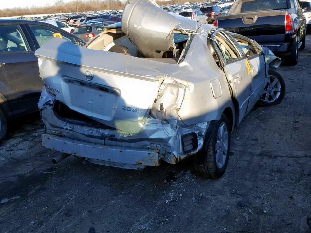 3N1AB61E68L608635 - 2008 NISSAN SENTRA 2.0 SILVER photo 4