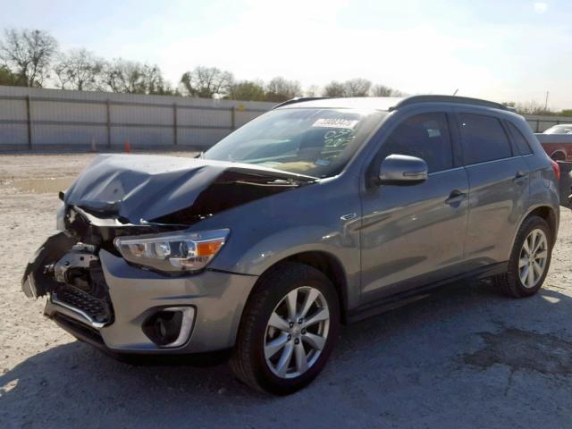 4A4AP4AW4FE039205 - 2015 MITSUBISHI OUTLANDER SILVER photo 2