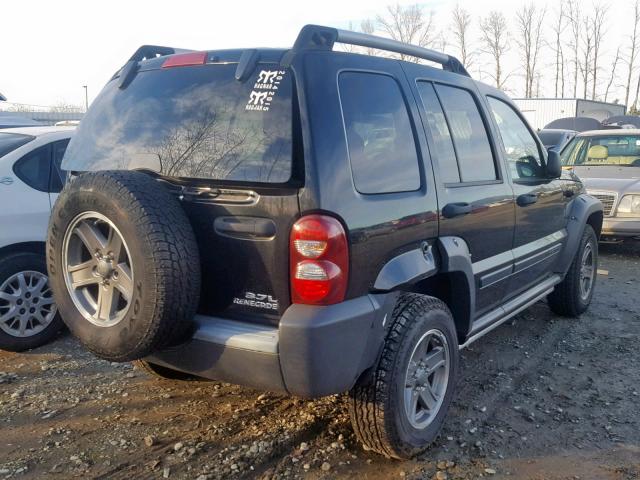 1J4GL38K55W727646 - 2005 JEEP LIBERTY RE BLACK photo 4