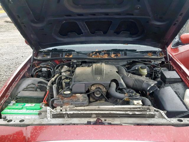 2FAFP73W03X122481 - 2003 FORD CROWN VICT RED photo 7