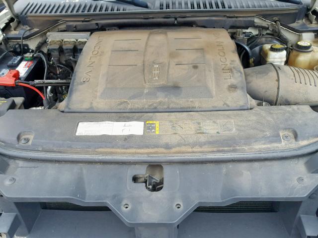 5LMFU28526LJ30128 - 2006 LINCOLN NAVIGATOR 奶油色 照片 7