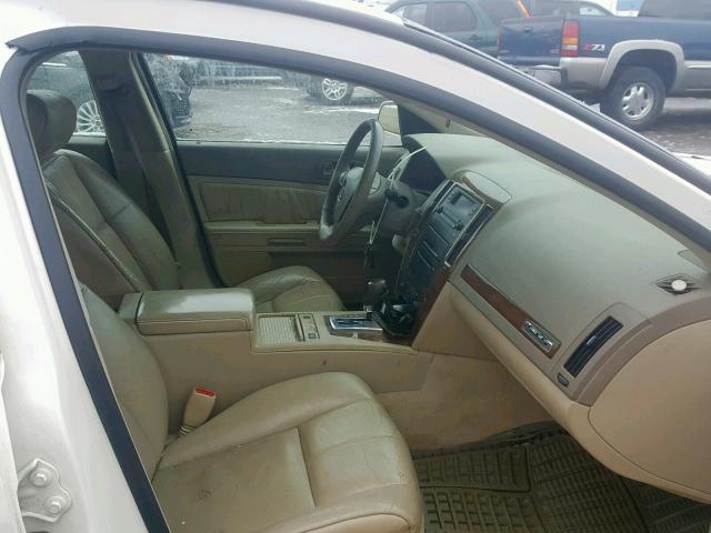 1G6DC67A750142785 - 2005 CADILLAC STS WHITE photo 5