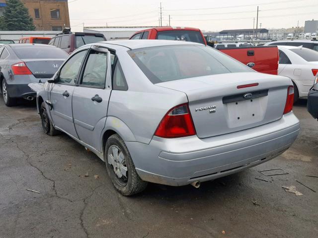 1FAFP34N37W312663 - 2007 FORD FOCUS ZX4 SILVER photo 3