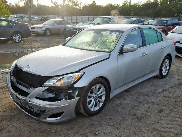 KMHGC4DD2DU225301 - 2013 HYUNDAI GENESIS 3. SILVER photo 2