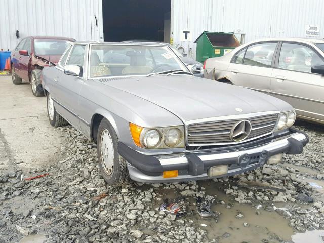 WDBBA48D5JA079261 - 1988 MERCEDES-BENZ 560 SL GRAY photo 1