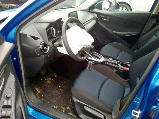 3MYDLBYV7JY314516 - 2018 TOYOTA YARIS IA BLUE photo 5